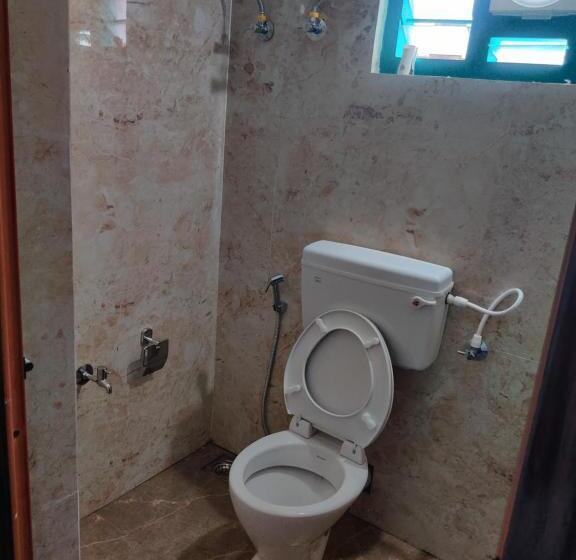 ペンション Cradle N Palms