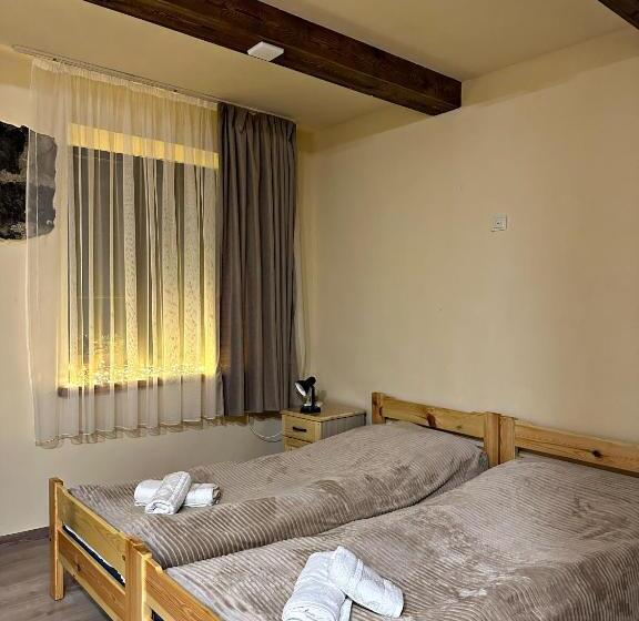 膳宿费 Home Restaurant In Vanadzor