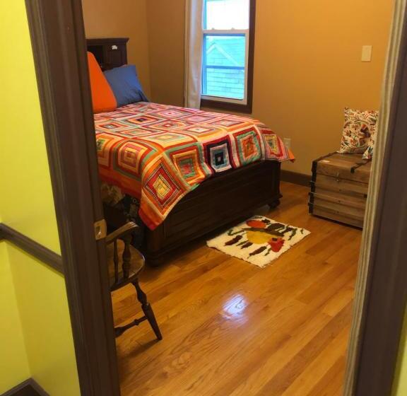 پانسیون Room To Stay In