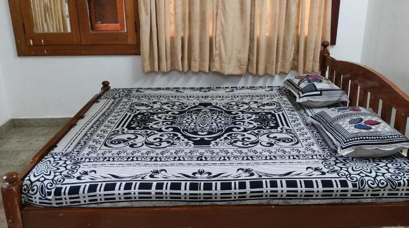 Raja Palace Resort & Mini