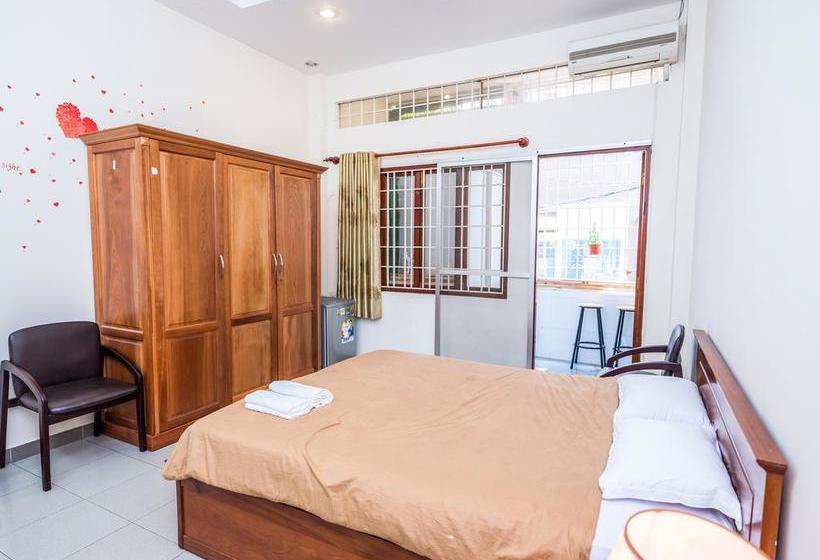 Happy Saigon Hostel