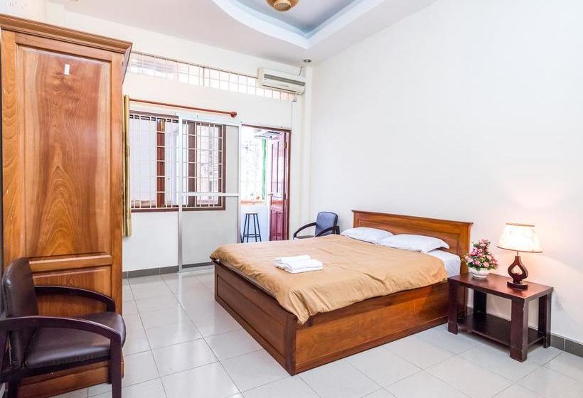 Happy Saigon Hostel