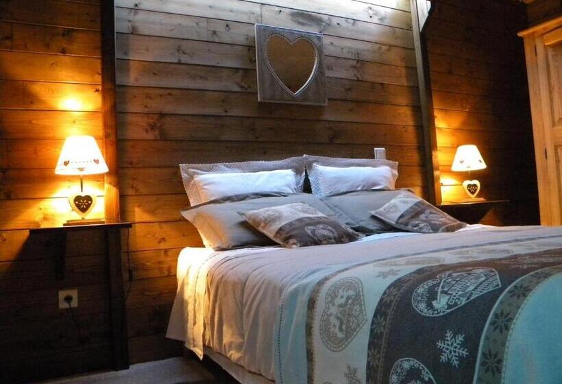 مبيت وإفطار Chambres D Hôtes Coeur De Bastié Et Ranch Du Lévézou