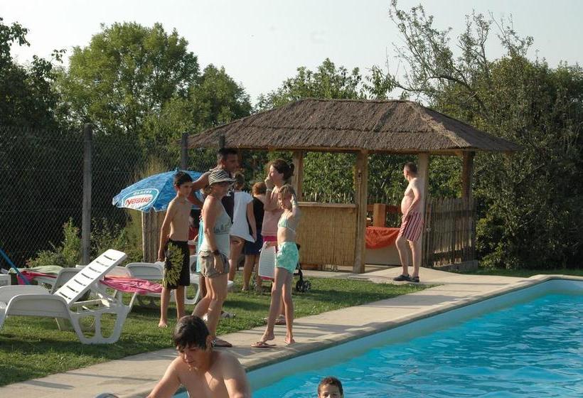 Villa Gites Chambre D Hôtes Avec Piscine Dordogne 2 4 6 8 10 Personnes