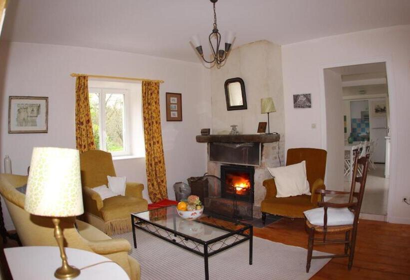 مبيت وإفطار Chateau De Flottemanville