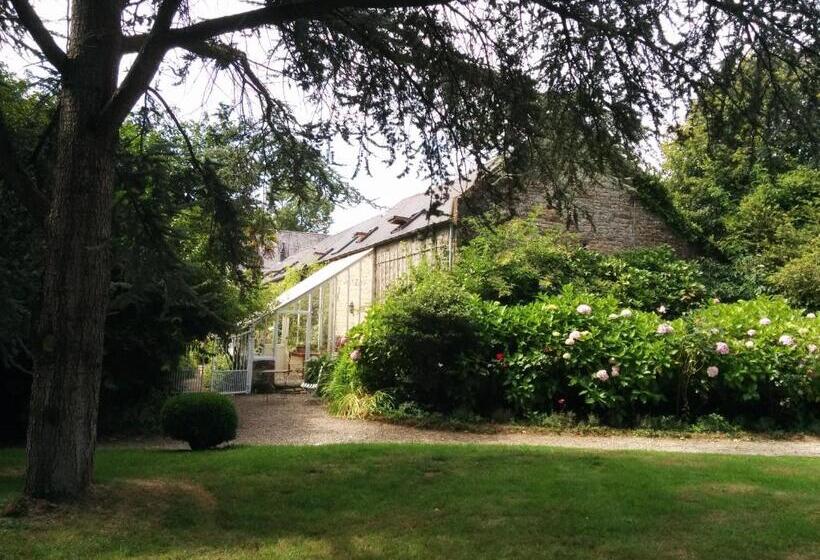 مبيت وإفطار Chateau De Flottemanville