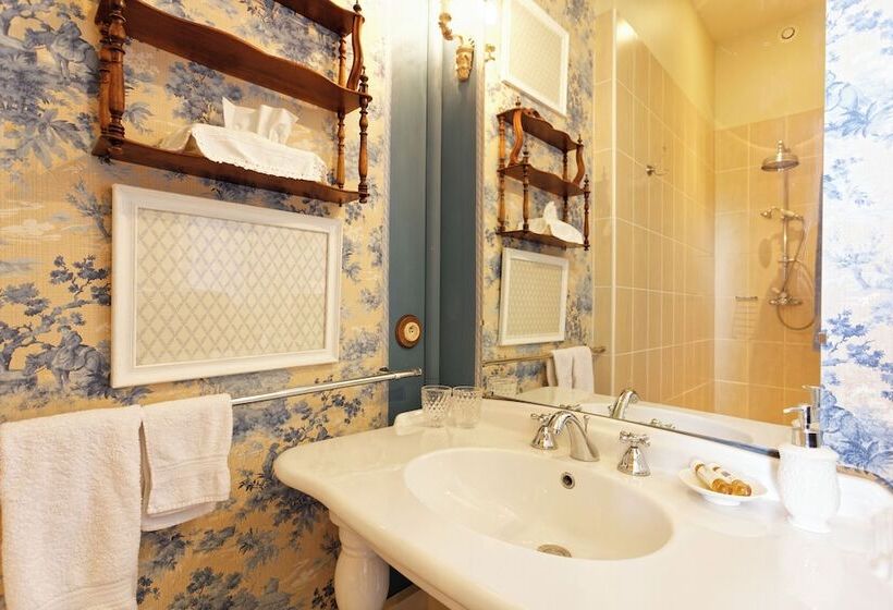 민박 Domaine Du Buc, Le Chateau