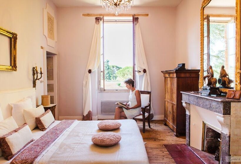 민박 Domaine Du Buc, Le Chateau