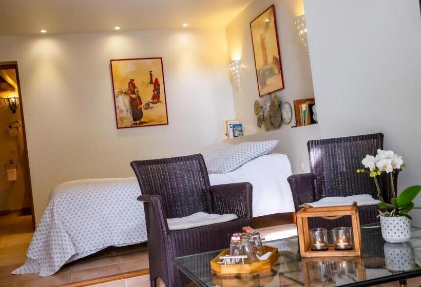 צימר La Ferme De L Oudon & Spa