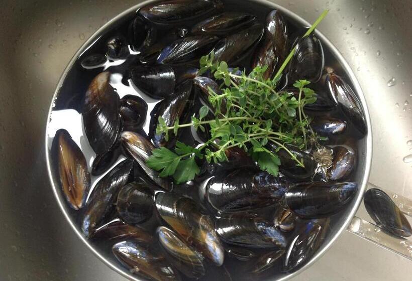 住宿加早餐  La Maison De Lalette