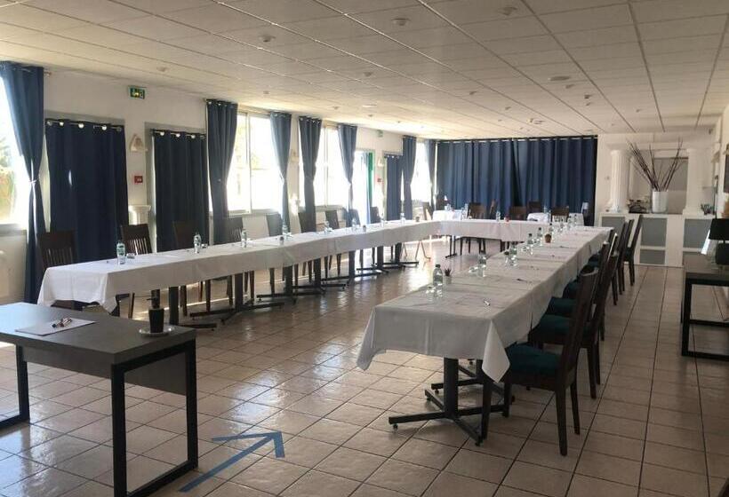 Cit Hotel La Pyramide