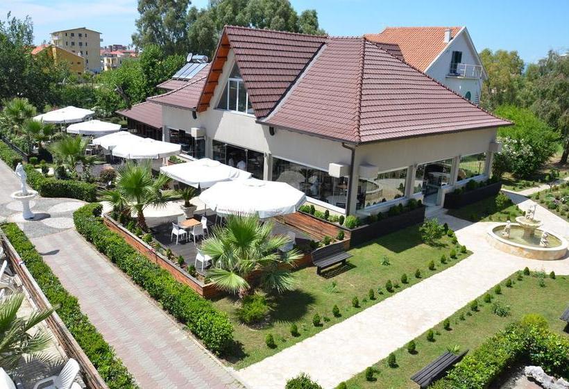 Godija Hotel & Suites