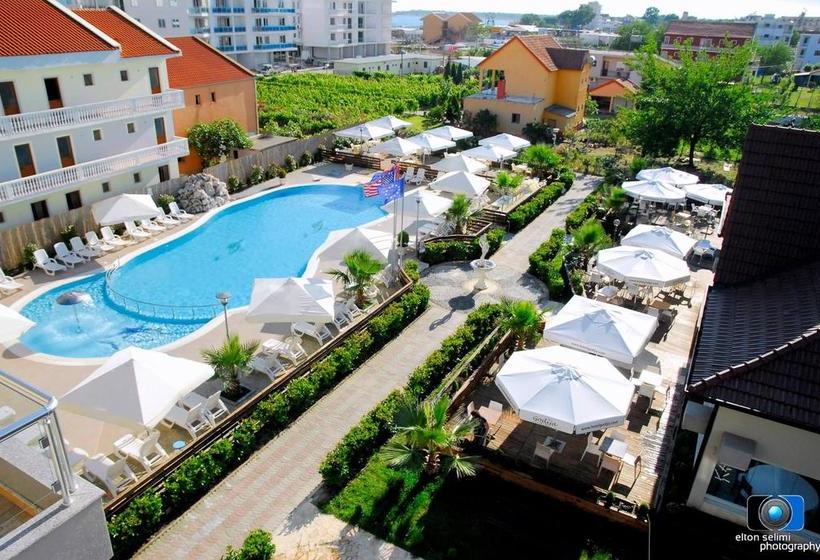 Godija Hotel & Suites