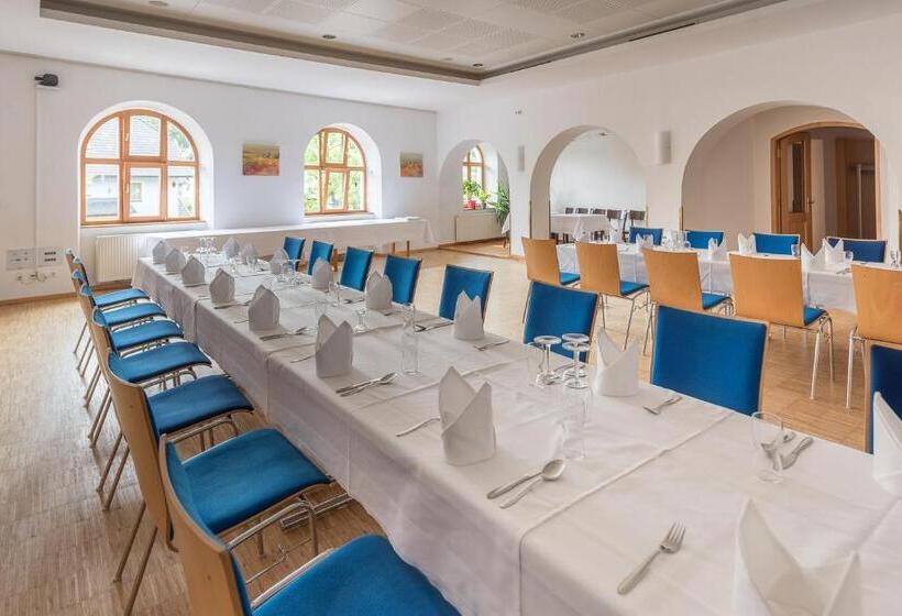 Отель Alte Post