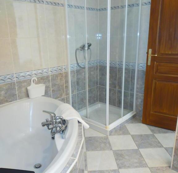 בית מלון כפרי Le Castel D Olmes