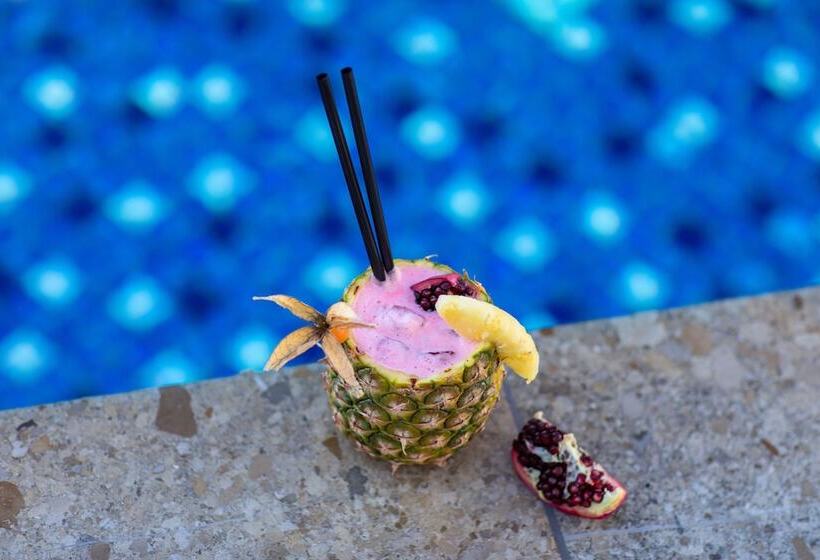 בית מלון כפרי Grand Blue Fafa