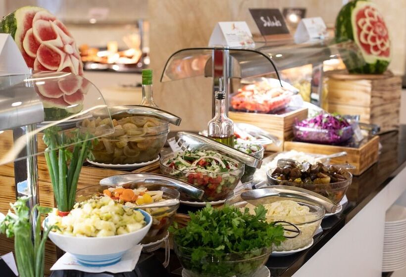 בית מלון כפרי Grand Blue Fafa