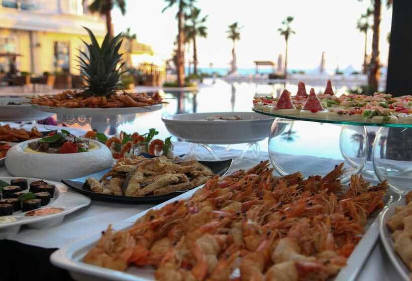 בית מלון כפרי Grand Blue Fafa