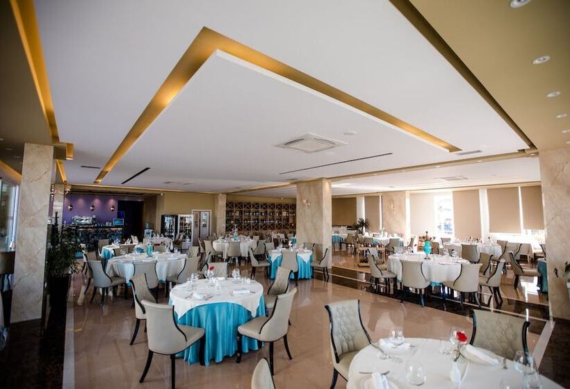 בית מלון כפרי Grand Blue Fafa