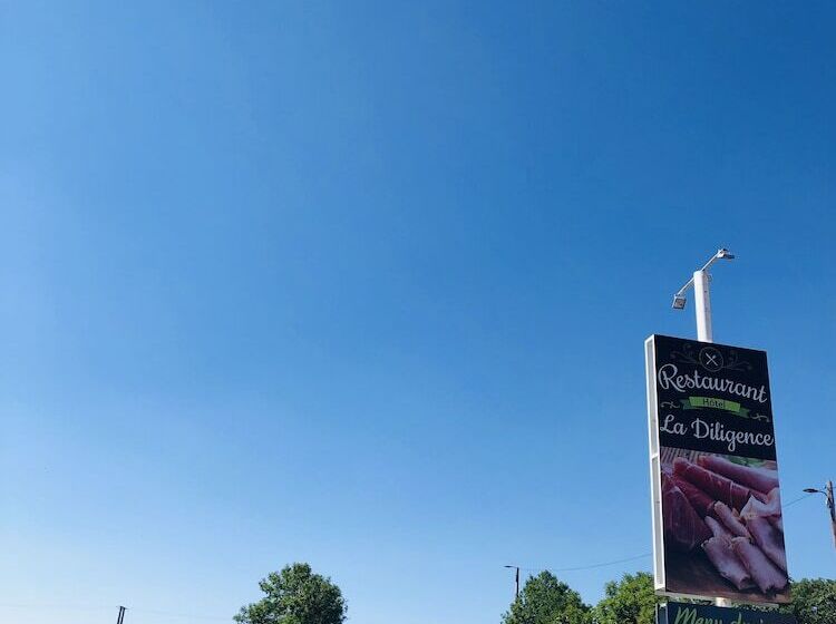 Отель Hôtel Restaurant La Diligence