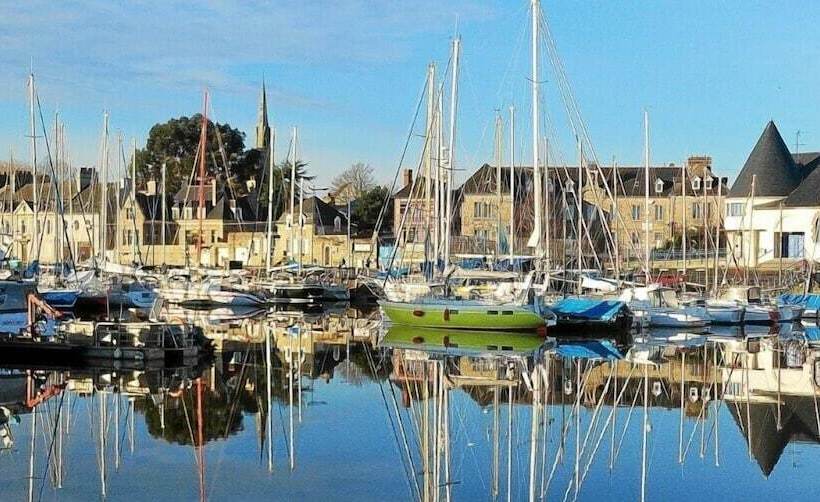 هتل Hôtel Le Goas Plat