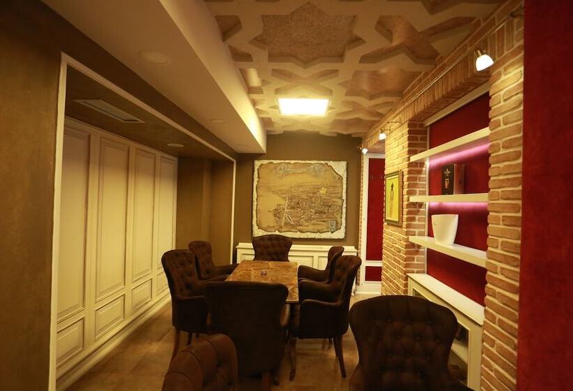 בית מלון כפרי Hymetis Palace