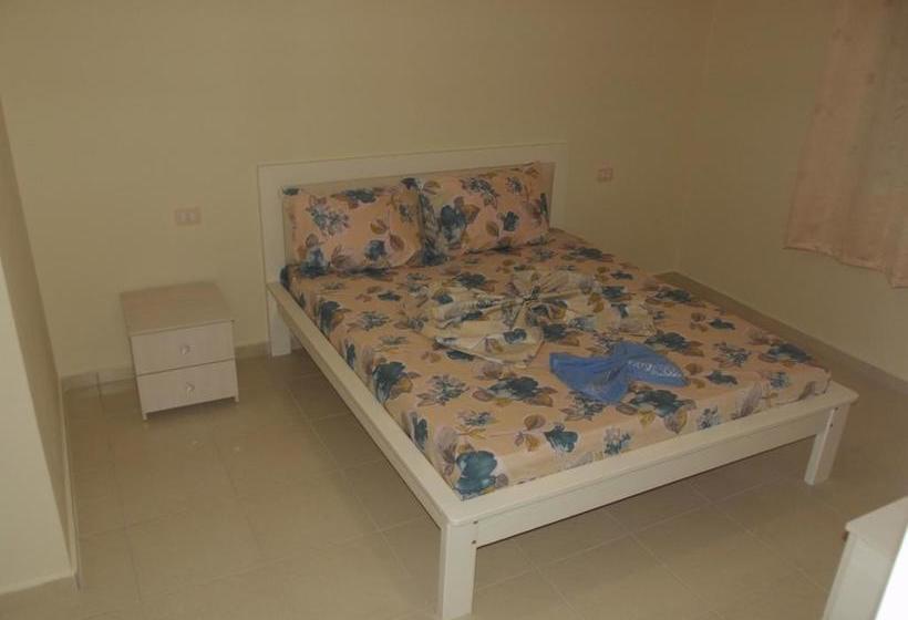 Kamberi Hotel & Apartments