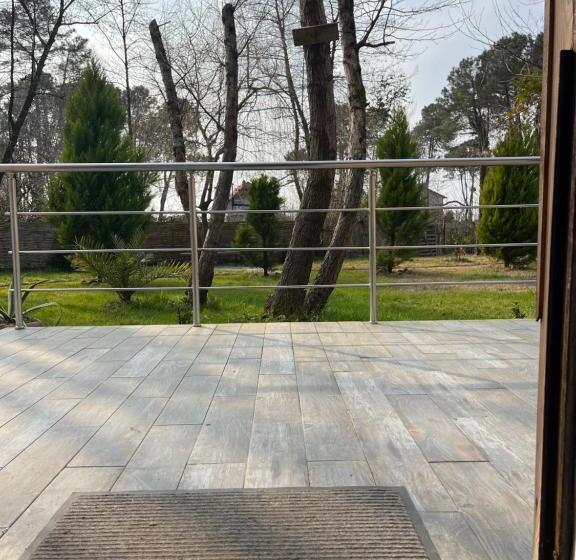 هتل Kaprovani Sand