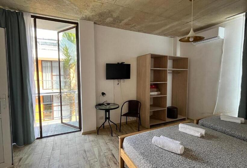 هتل Kaprovani Sand