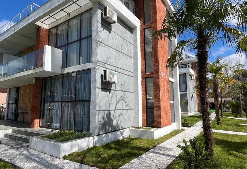 هتل Kaprovani Sand