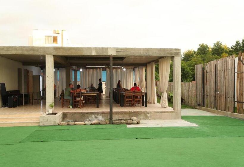 هتل Kaprovani Sand