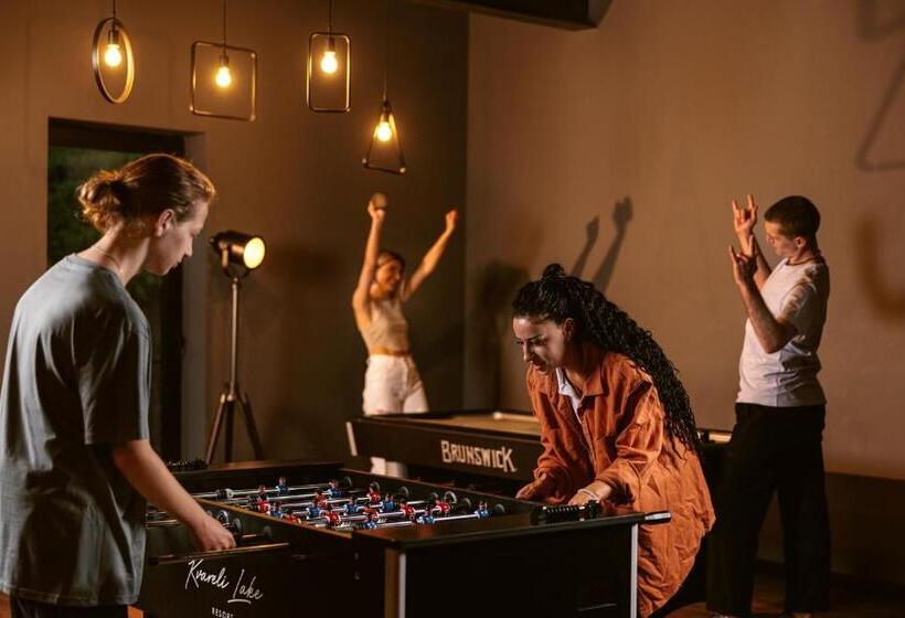 هتل Kvareli Lake Resort