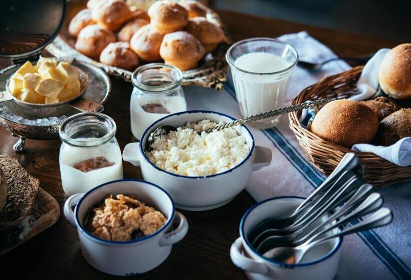 هتل Kvareli Lake Resort