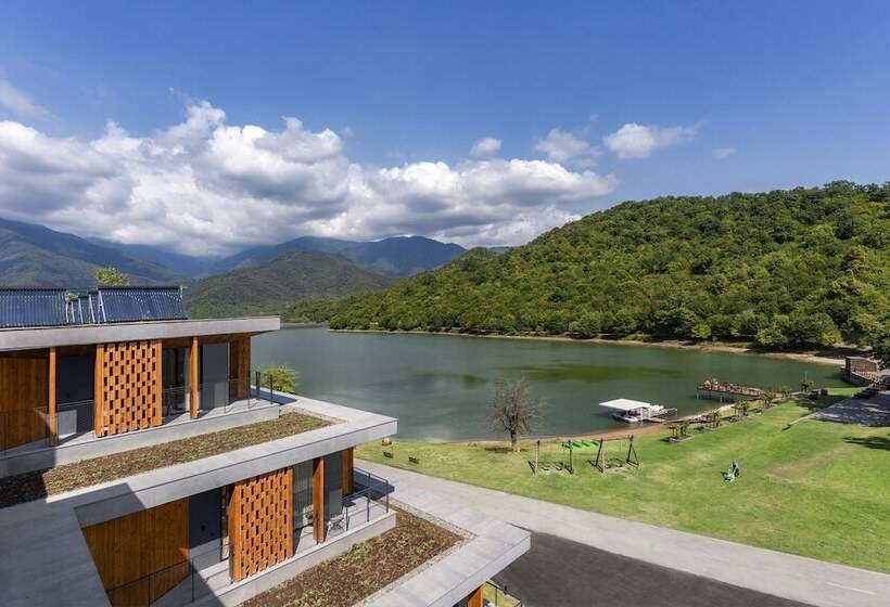 هتل Kvareli Lake Resort