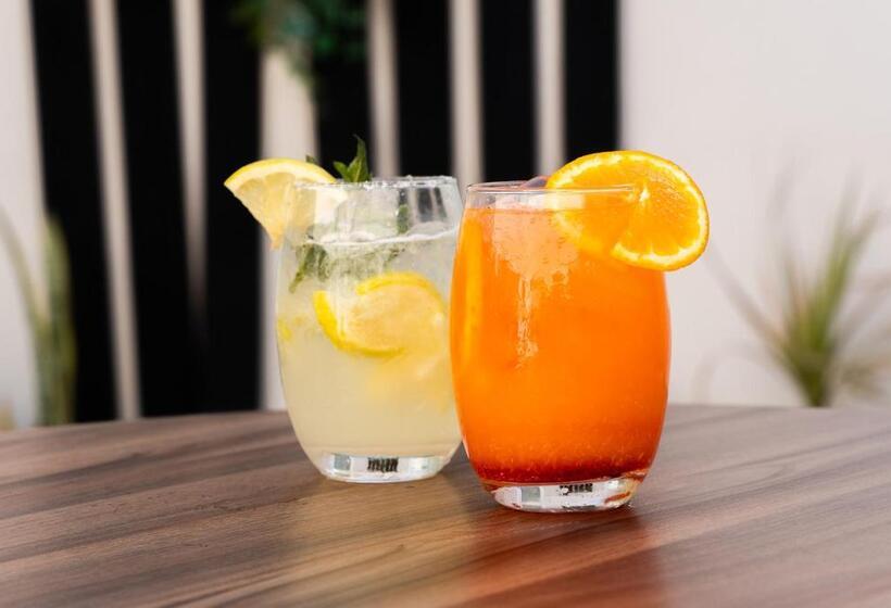 בית מלון כפרי Melincue Casino & Resort