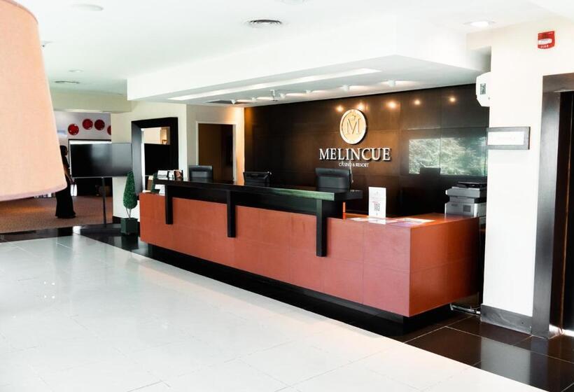 בית מלון כפרי Melincue Casino & Resort