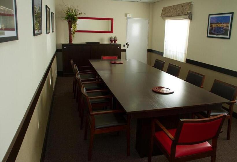 בית מלון כפרי Melincue Casino & Resort