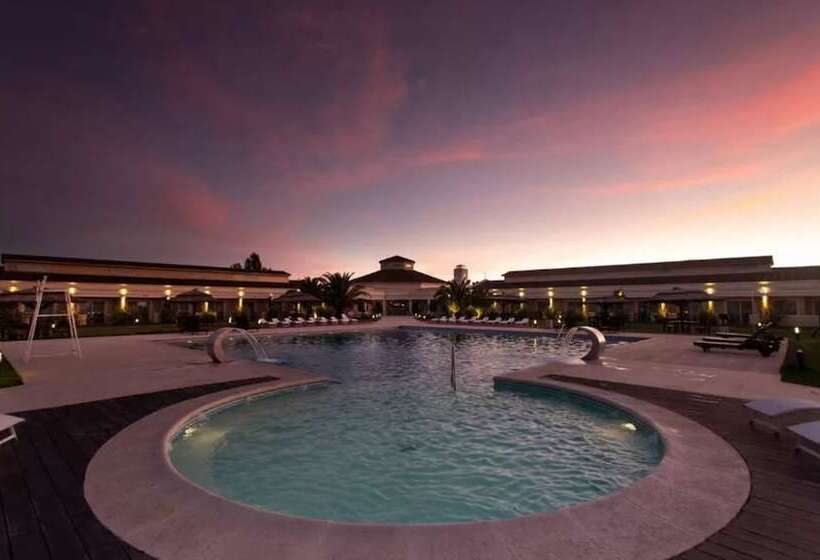 בית מלון כפרי Melincue Casino & Resort