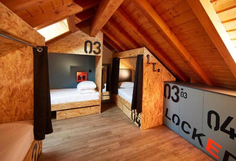 酒店 Moontain Hostel