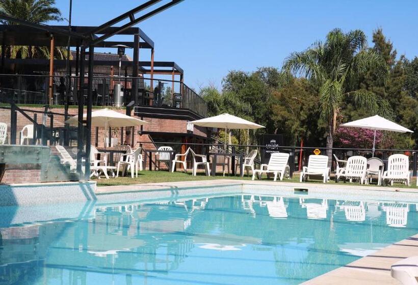 호텔 Portal Del Lago