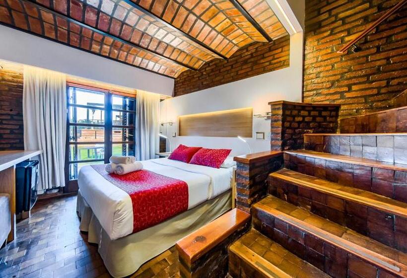 호텔 Portal Del Lago