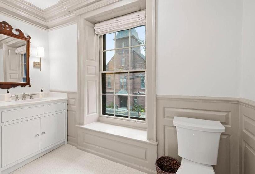 호스텔 The Davenport Inn