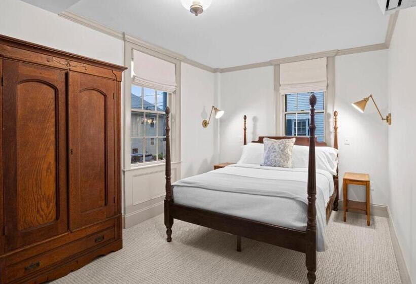 호스텔 The Davenport Inn