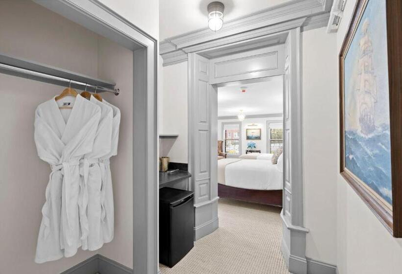 호스텔 The Davenport Inn