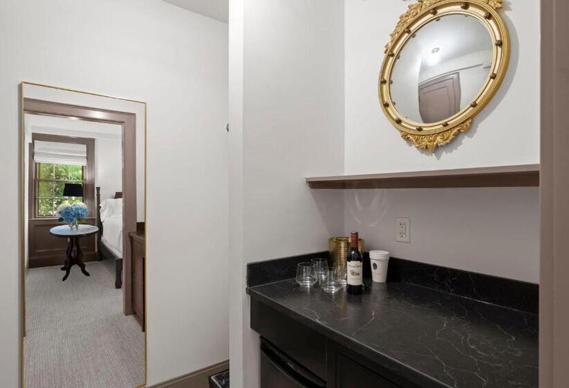 호스텔 The Davenport Inn