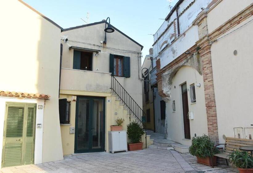 민박 La Casa Di Anna Al Faro