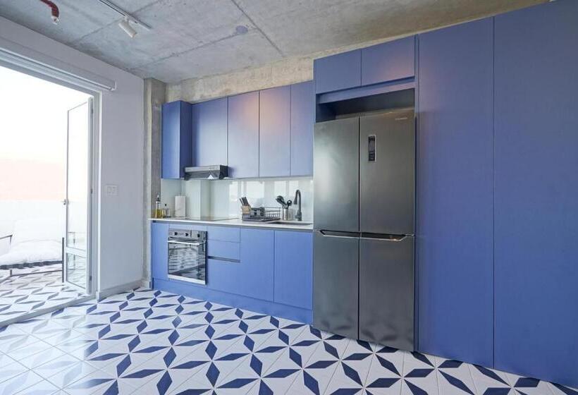 Casa Contemporánea By Wynwood House