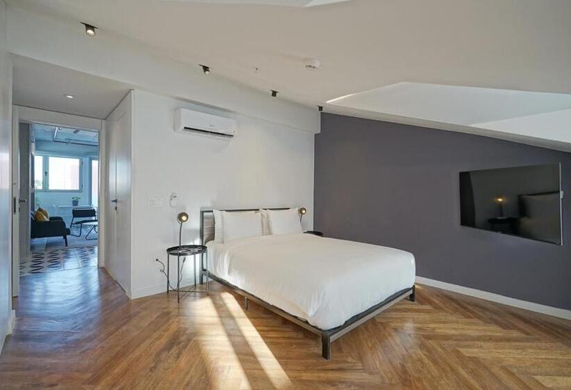 Casa Contemporánea By Wynwood House