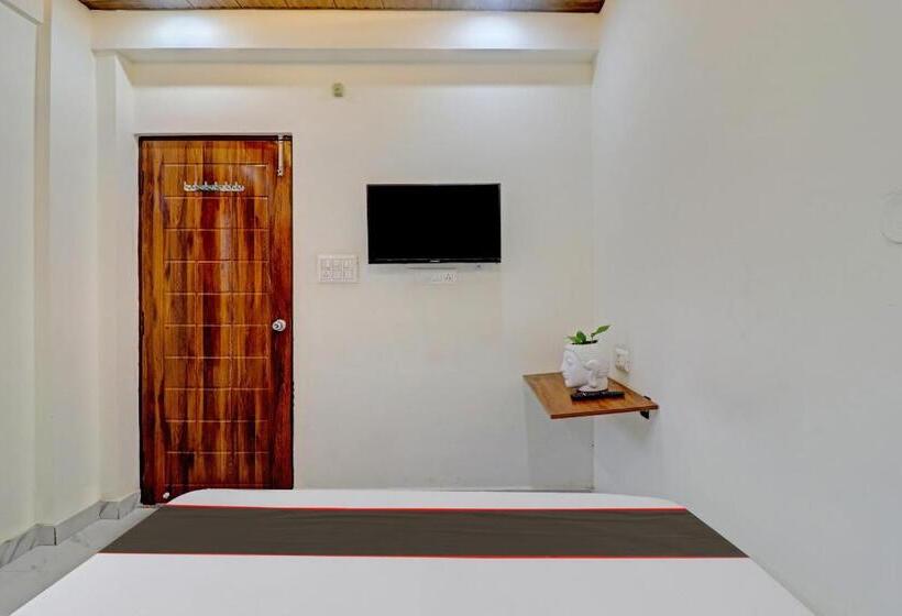 Collection O Hotel The Second Home