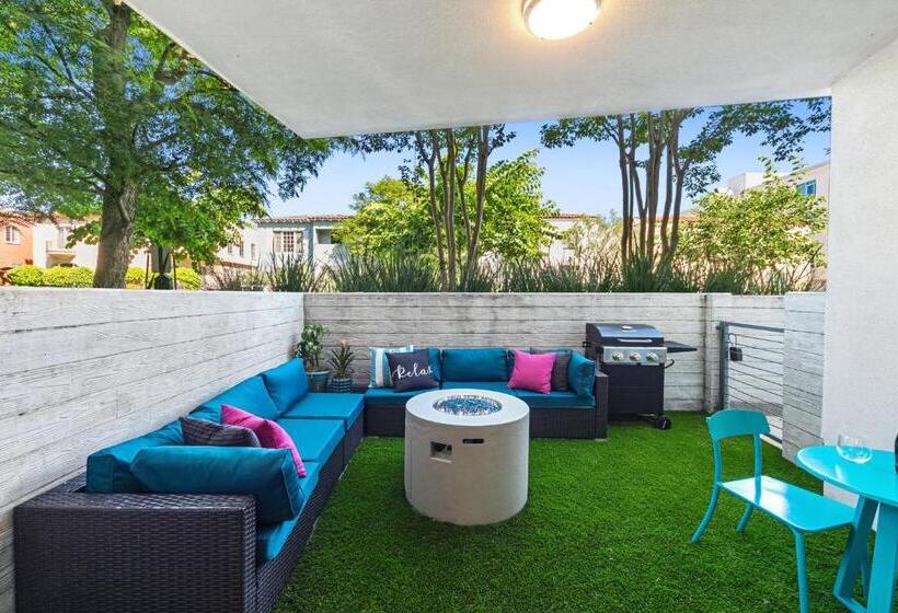 Fairfax District Chic City Oasis 2 Br Apt With Den 136